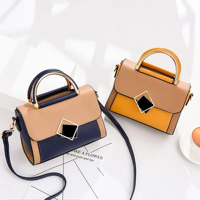 2020 new trendy fashion messenger bag