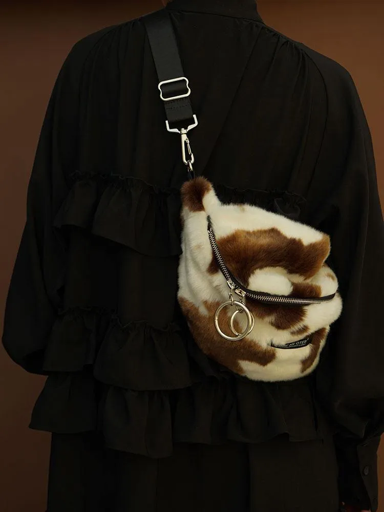 HIDDENNOTES Cow Print Faux Fur Crossbody Bag